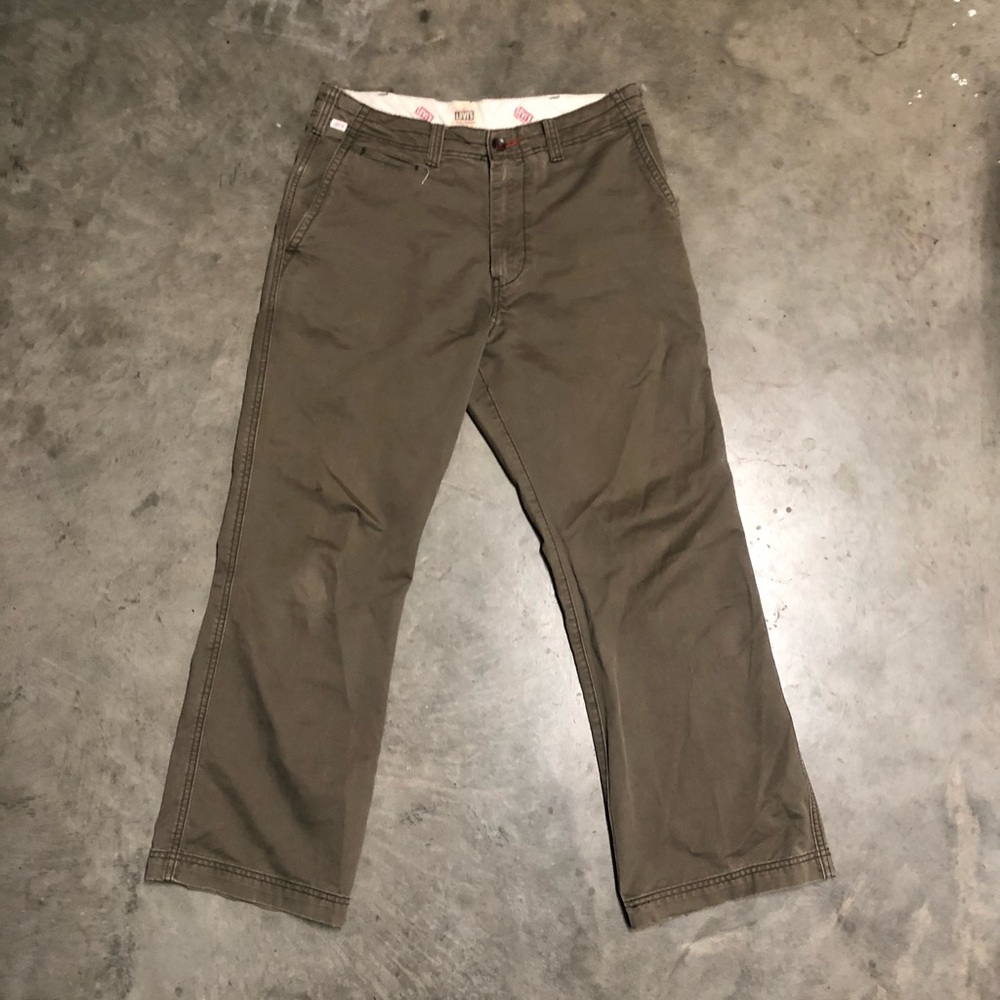 Y2K Levi’s Tabtwill Bootcut Chinos
